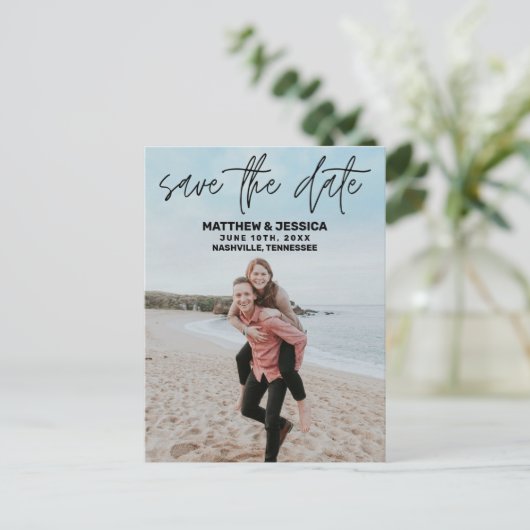 Rustieke strandbruiloft Save the Date Aankondigingskaart (Staand voorkant)