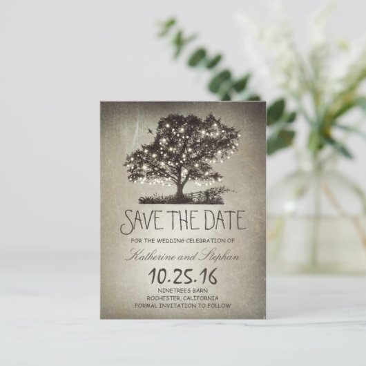 Rustieke string lichten boom opslaan van de datum aankondigingskaart (Staand voorkant)