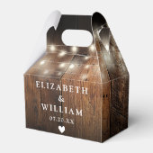 Rustieke String Lights Schuur Hout Wedding Bedankdoosjes (Achterkant)
