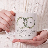 Rustieke waterverf bloemenkrans monogram bruiloft mok