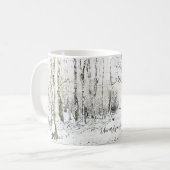 Rustieke waterverf wintersneeuw bos monogrammed koffiemok (Voorkant links)