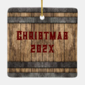 Rustieke Whiskey Keg gepersonaliseerd Keramisch Ornament (Achterkant)