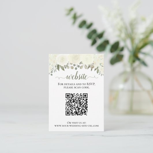 Rustieke witte rozen bruiloft website QR-code Informatiekaartje (Staand voorkant)