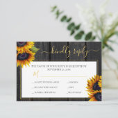 Rustieke zonnebloem elegant script schuur hout bru RSVP kaartje (Staand voorkant)