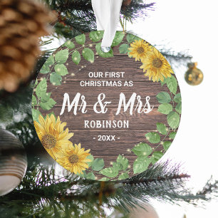 Rustieke Zonnebloem Mr & Mrs Onze 1e Kerstmis Ornament