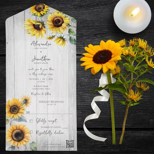 Rustieke zonnebloemen op verweerd wit hout QR-code All In One Uitnodiging