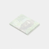 Rustig Boeddhabeeld in een weelderig groen bos Post-it® Notes (Schuin)