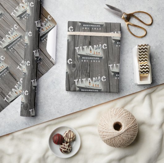 Rustige aangepaste tekst Titanic Cadeaupapier (Crafts)