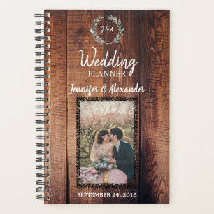 Rustige bladeren op monogram van schuur planner