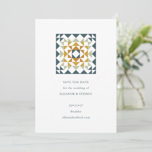 Rustige Blauwgroen herfst Geometric Quilt Wedding Save The Date (Staand voorkant)