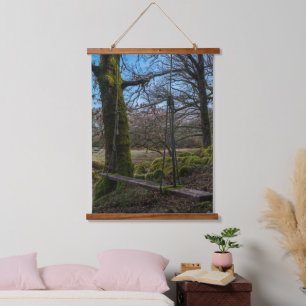 rustige bosschommel hangend wandkleed