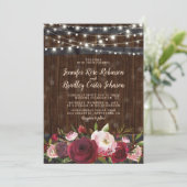 Rustige Bourgogne Rode Floral rond bruiloft Kaart (Staand voorkant)