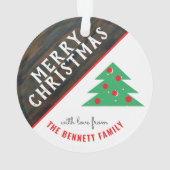 Rustige feestdag met rode en groene kerstbomen ornament (achterkant)