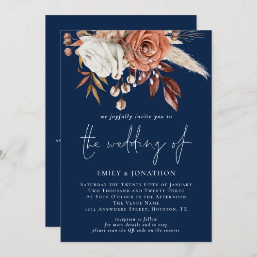 Rustige Florals QR Code Navy Blue Wedding Kaart (Voorkant / Achterkant)
