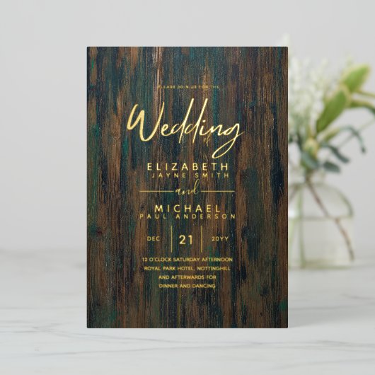 Rustige GOLD FOIL Text Wood Kijk Weddenschap Folie Uitnodiging (Staand Voorkant)