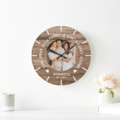 Rustige Houdfotofamilie — Quote Large Clock Grote Klok (Huis)