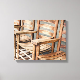 Rustige Houten Schommelstoelen Canvas Afdruk