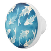 Rustige Indigo Koi Design Elegante Waterverf Knop (Rechts)