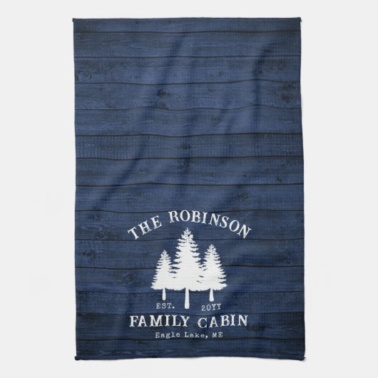 Rustige landengezinscabine Trees Blue Wood Print Theedoek (Verticaal)