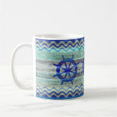 Rustige marineblauw kustdek scheepswielen koffiemok (Links)