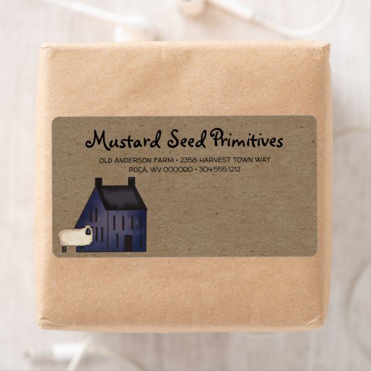 Rustige primitieve Saltbox House en Sheep Shipping Etiket (Insitu)