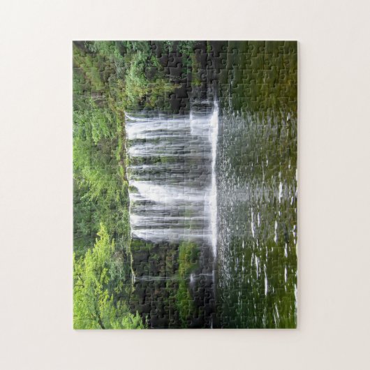 Rustige rivierwaterval legpuzzel (Verticaal)