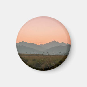 Rustige Roze Zonsondergang Bergen Wilde Gras Lands Magneet
