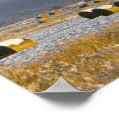 Rustige schuur en hooibalen na verse sneeuw 3 poster (Hoek)