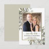 Rustige Waterverf Eucalyptus & Pine-fotohuwelijk Save The Date (Voorkant / Achterkant)