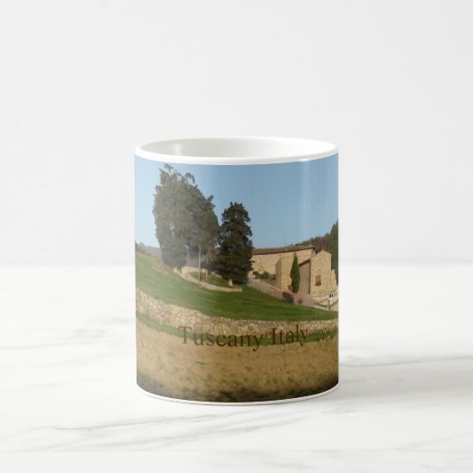 Rustige wijnmakerij Toscane Italië bruine en goudt Koffiemok (Center)