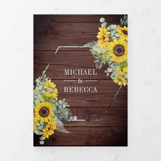 Rustige zonnebloem Eucalyptus Arch Barn Wood Wedde Drieluik Uitnodiging (Cover)