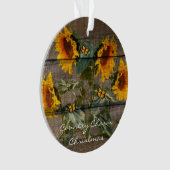 Rustige zonnebloemen Butterflies Barn Board Ornament (voorkant)