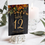 Rustique automne bois mariage numéro de table<br><div class="desc">Numéro de table de mariage rustique et élégant avec texte modifiable avec botaniques d'automne et un script chic sur un arrière - plan en bois de grange brun foncé avec lumières à cordes. Idéal pour votre été ou automne jardin jardin d'automne en plein air ou mariage de ferme.</div>