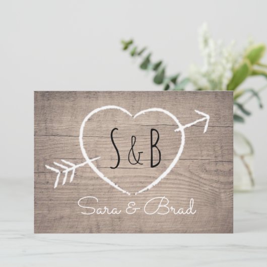 Rustique Coeur en bois Élégant Mariage Invitation (Debout devant)