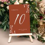 Rustique Fleurs sauvages en terre cuite Mariage Bo<br><div class="desc">Ce design élégant mais rustique de numéro de table mariage est doté d'un joli arrière - plan couleur terre cuite avec des fleurs sauvages dessinés à la main et une typographie élégante. Le design est le même de part et d'autre. Consultez notre collection de Fleurs sauvages rustiques pour la coordination...</div>