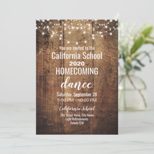 Rustique Homecoming Dance Invitation (Debout devant)