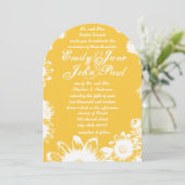 Rustique Pays Jaune Floral Wedding Invitations (Debout devant)