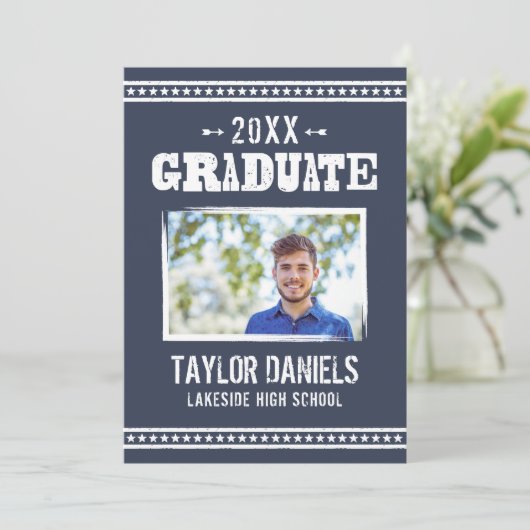 Rustisch Afstuderen BBQ Uitnodiging | bewerkbare k (Staand voorkant)