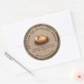 Rustisch brood op bruin papierbakken ronde sticker (Envelop)