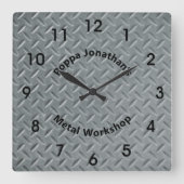 Rustisch Diamond Bord Faux Metal Lug Pattern Vierkante Klok (Voorkant)