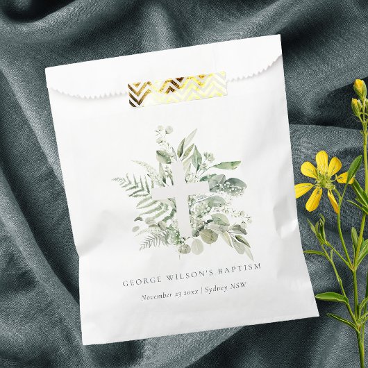 Rustisch Groen Eucalyptus Fern Foliage Cross Bapti Bedankzakje