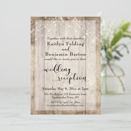 Rustisch hout en lichte strings weddenschappen kaart (Staand voorkant)