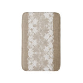 Rustisch land:  beige burlap en witte kant badmat (Voorkant Verticaal)