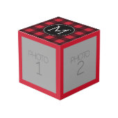 Rustisch monogram rood en zwart buffel patroonmono kubus (Voorkant hoekig)