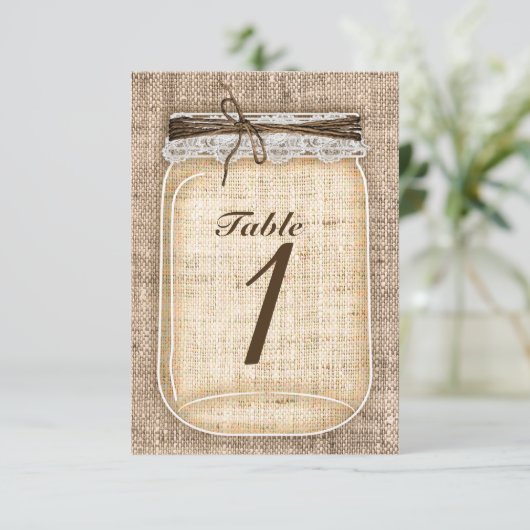 Rustisch tabelnummer grote Mason Jar & Burlap Kaart (Staand voorkant)