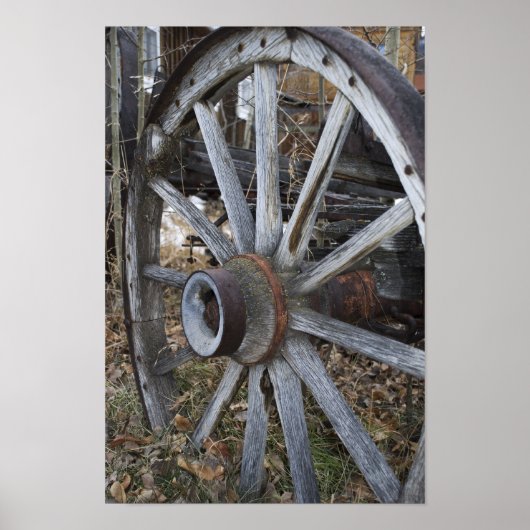 Rustisch Wooden Wagon Wheel Poster (Voorkant)