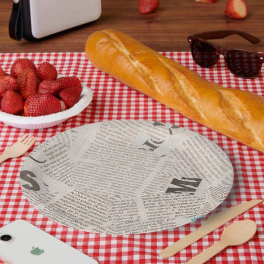 Rustische krant Torn Piecessprint Papieren Bordje (Picknick)