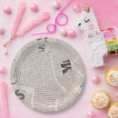 Rustische krant Torn Piecessprint Papieren Bordje (Feest)