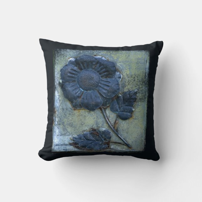 Rusty Distressed Metal Zonnebloem Textuur Blauw Kussen (Voorkant)