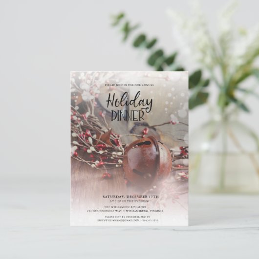 Rusty Holly Berries Dîner de vacances Invitation (Debout devant)